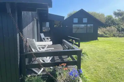 Image de 4-bedroom cabin in delightful Sjællands Odde 100m to the beach