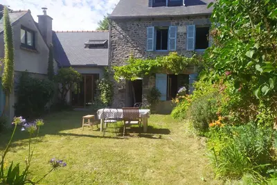 Image de Maison de charme entre mer (2 km) et campagne.