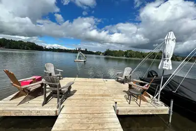 Image de Lakeside Bliss Tait Lake – Cozy 3 Bed Cottage with Hot Tub & Private Waterfront!