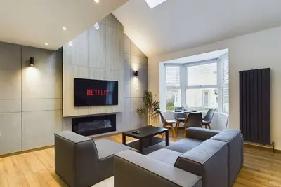 Image de The Seaside Manor | Torquay | 3 Bed | Free Parking