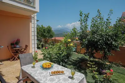 Image de Elisso cozy one bedroom apartment with a wonderful garden
