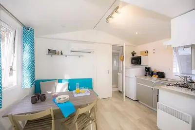 Image de Mobil-home | Comfort Xl | 2 Ch. | 4 pers. | Terrasse simple | A/C