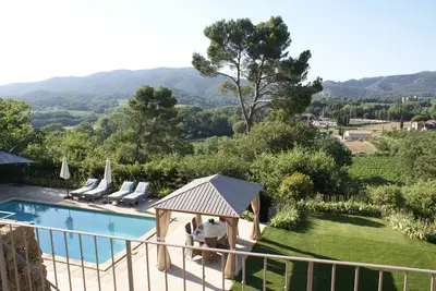 Image de Villa unique, 6 pers à 2 min de Lourmarin!