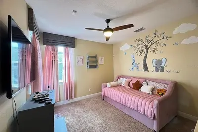 Image de Spacious 5-bedroom house with Pool minutes from Magic Kingdom