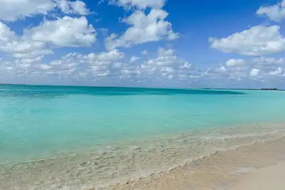 Image de Good Life Getaway - Beach Front View - Heated Pool - Ocean Villas 916