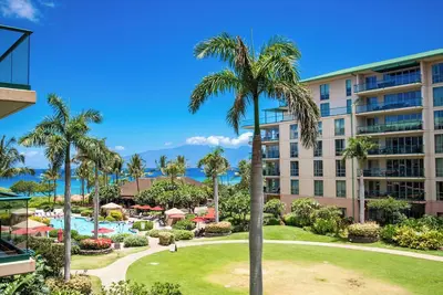 Image de Ocean View room at Honua Kai Resort & Spa, close to Alii Kahekili Beach w/ Pool