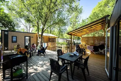 Image de Mobilheim 4 Schlafzimmer Tribu Premium 66m2 - Klimaanlage / Geschirrspüler 8 Personen