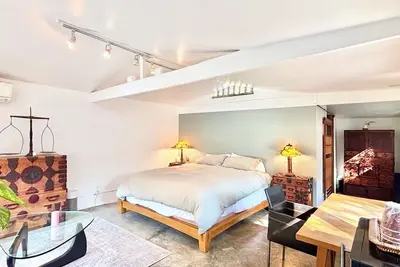 Image de Charming Cottage in Bungalow Heaven Pasadena Minutes to Rosebowl