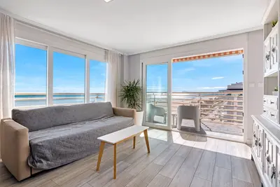 Image de Appartement 'Neptuno' avec piscine partagée, balcon et Wi-Fi