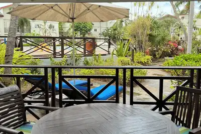 Image de 2-Bedroom Condo at Cap Cove Resort with Pool at Cas en Bas Beach