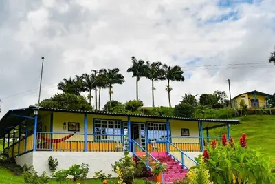 Image de Ideal for families 3 minutes away from FilandĂa