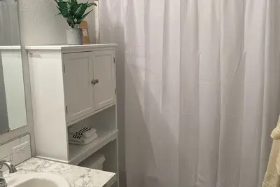 Image de Beautiful New condo next to Park, 2 story Boise dream! Small Pets Welcome