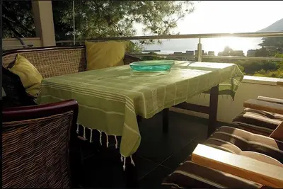 Image de Olive-Sunset Haven in Zuljana