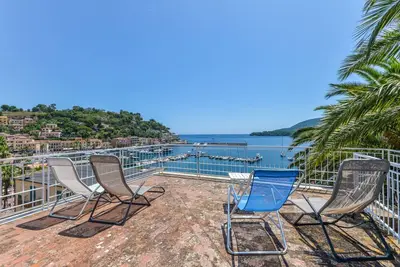 Image de Villa le tre palme 8 beds in the center of Porto Azzurro