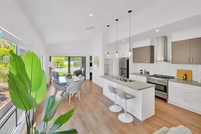 Image de Chic Family Friendly 4br Redcliffe Retreat & Bbq