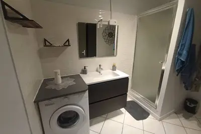 Image de Tranquille avec toute commodités  et transports proche