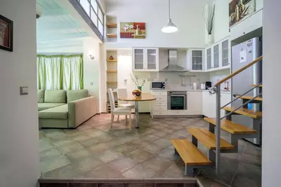 Image de Valas House-Garden Flat