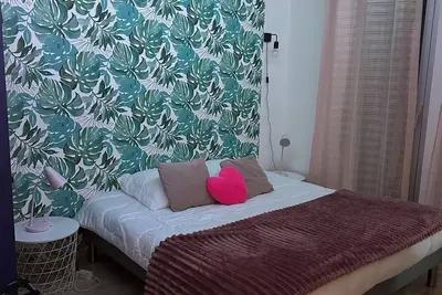 Image de Appartement en Rdc avec jardin à 3 min de la plage avec piscine, parking. 🅿️