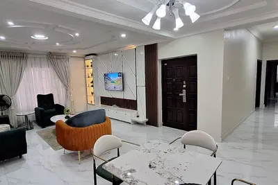 Image de Cozy 2-bedroom apartment with WiFi, Ac in Vi- Lagos