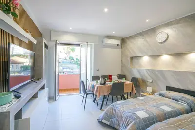 Image de Appartement confortable de 2 chambres à.