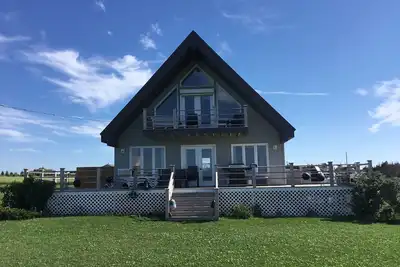 Image de Captain Morgan's Hideaway overlooking Malpeque  Harbour and Bay