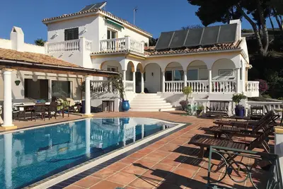 Image de Exclusive villa, Sea views, Heated pool