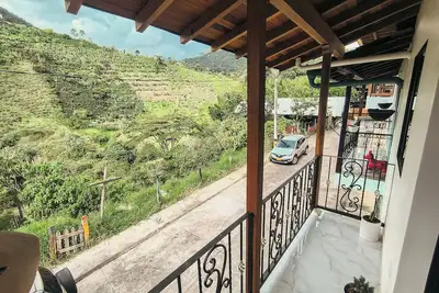 Image de Apartment 5 minutes from the park with view to the mountains.