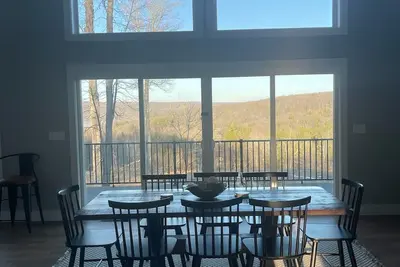 Image de Mountain Lake View -King Beds -Luxury Retreat, Dam View Vista-Lake View-King Beds With Luxury Linens. . .
