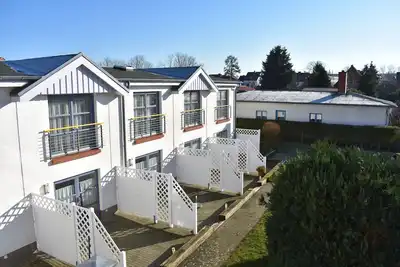 Image de Directly on the cliffs with beach access, beautiful nature in a quiet location.