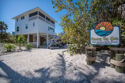 Beautiful Island Home, Private Pool, Steps from Beach, Golf Cart; Like New!