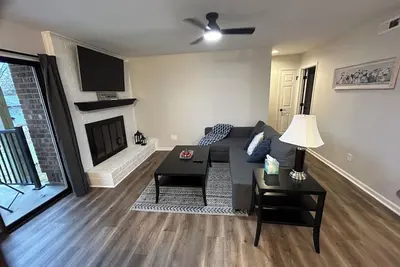 Image de Cozy 2-bedroom condo in South Charlotte