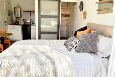 Image de ★Adorable Tiny House near hospitals & breweries ★