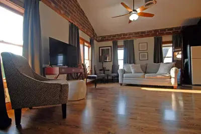 \"Historic Loft Retreat in Downtown Bloomington\"