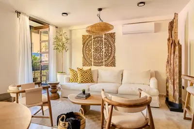 Image de Exclusive apartment in the most emblematic street of Mazatlan's historic center.