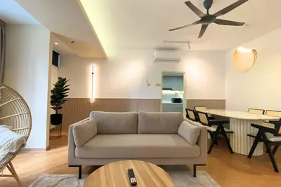 Image de 3-bedroom apartment in wonderful Kuala Lumpur with WiFi, Ac