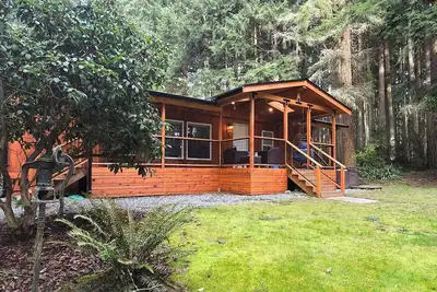 Image de New listing! Secluded 3-bedroom house on 5 acres of woods on Whidbey Island.