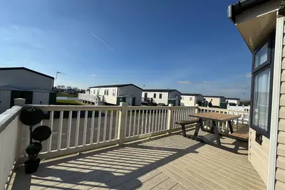 Image de StaticHomeSleeps6-Lakeview-PetsOK-Balcony-Parking