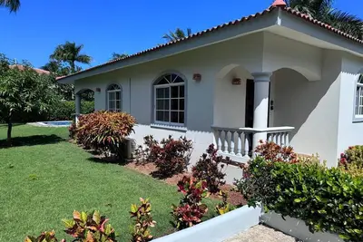 2-bedroom, 2-bathroom guest-friendly villa with private pool in central Sosua