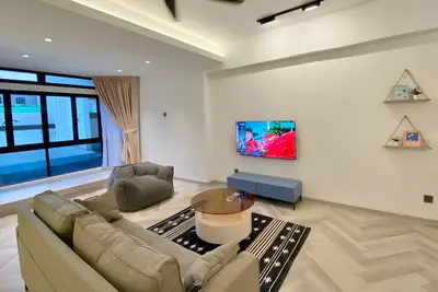 Image de 3-bedroom apartment in cool Kuala Lumpur with WiFi, Ac