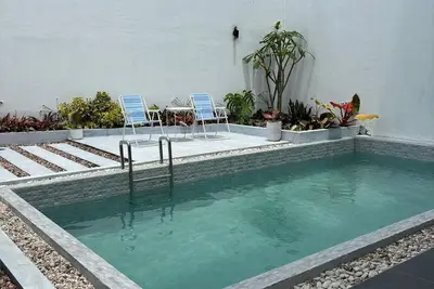 Image de A villa with private pool, 3 floors, beautiful views, and complete amenities.