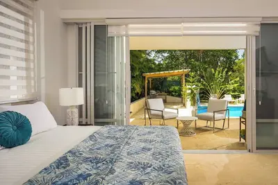 4-bedroom, 4bathroom villa in central Sosua, private pool/garden, guest-friendly