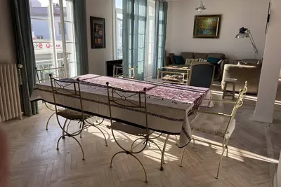 Image de Charmant appartement lumineux et spacieux au centre de Royan