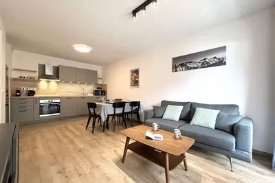 Appartement 3 pièces, 2 chambres, balcon, vue Briançon, WiFi gratuit