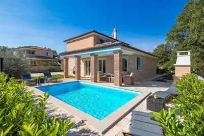 Image de Maison de vacances Vantačići pour 1 - 8 personnes avec 3 chambres à coucher - Maison de vacances