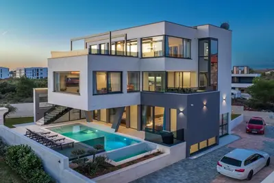 Image de Maison de vacances pour 8 personnes env. 400 qmà Medulin, Istrie (Côte sud de l'Istrie)