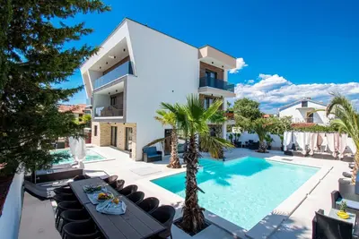 Image de Maison de vacances pour 28 personnes env. 560 qmà Medulin, Istrie (Côte sud de l'Istrie)