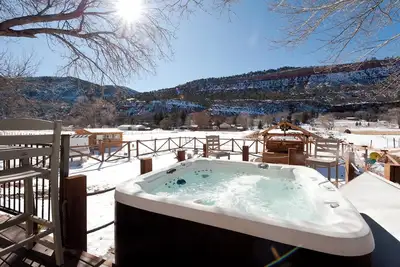 Image de Private home on 5 acres - 5 min. from downtown Durango - Hot Tub/Game Room