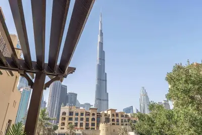 Image de 2br in Downtown - Sleeps 4 with Burj Khalifa Views
