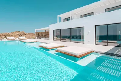 Image de Private Seafront Villa With Infinity Pool