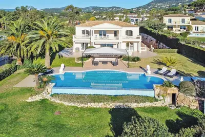 Image de Panorama d'Exception Proche Mer dans un Domaine privée